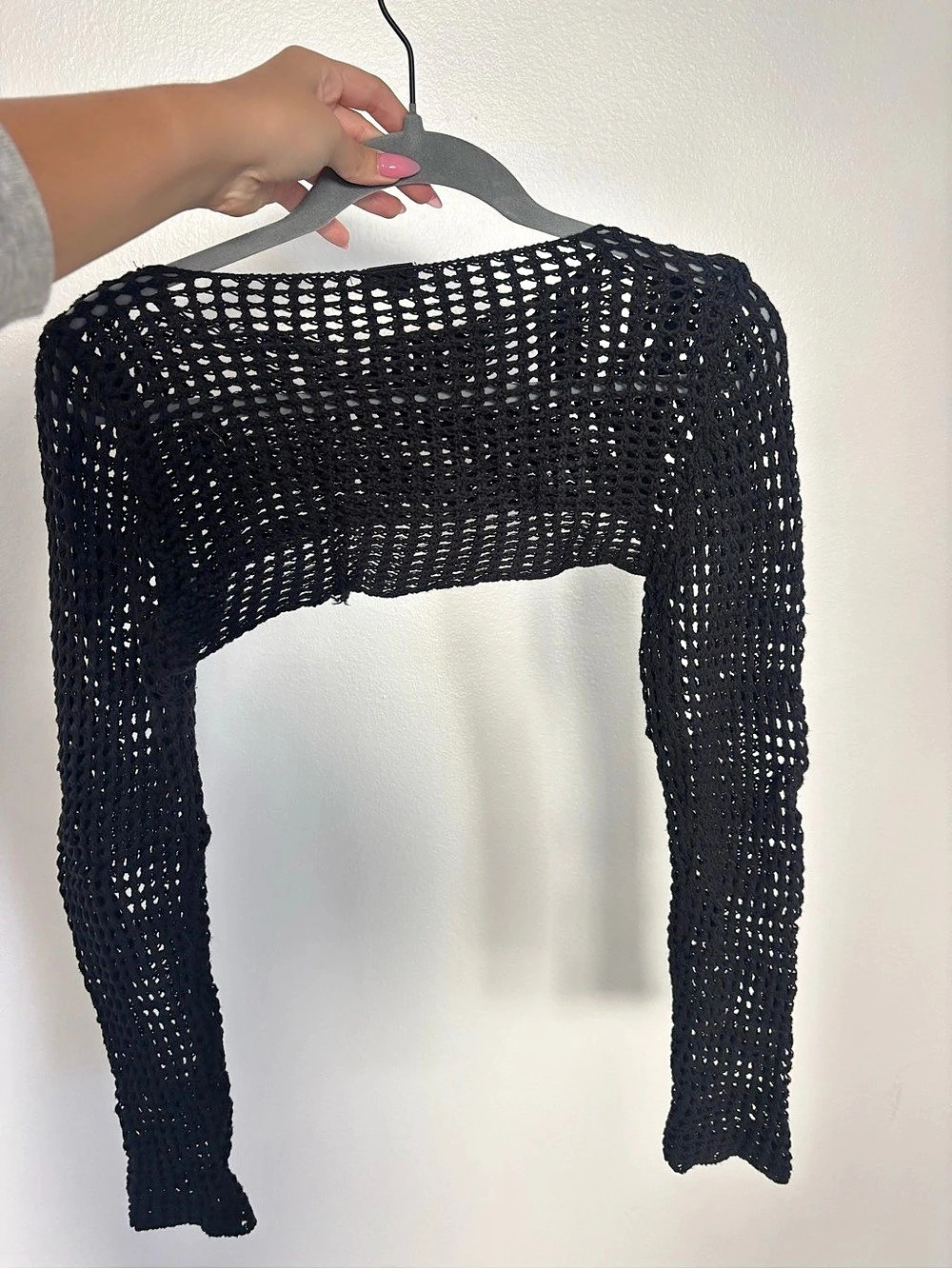 Urban outfitters Black Crochet Knit Crop Sweater Size Medium